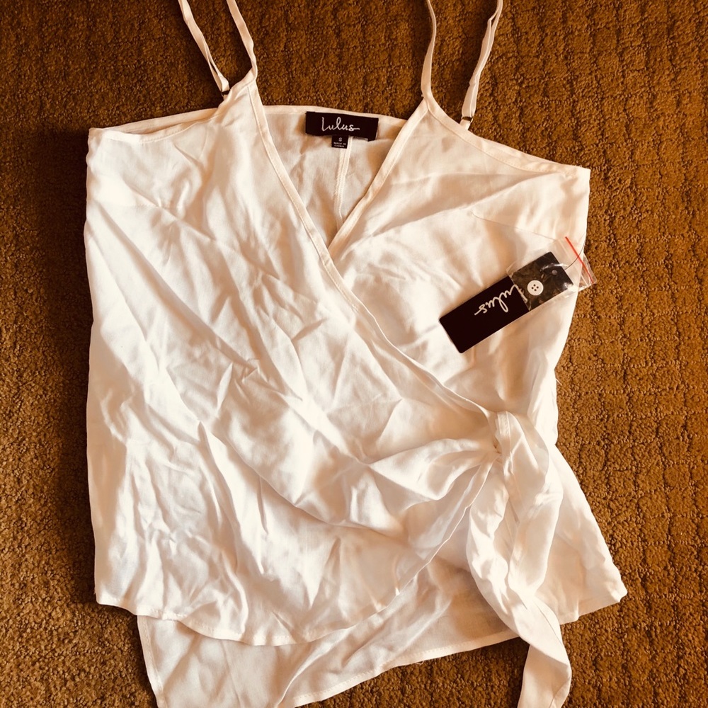 Lulu’s wrap tank NWT